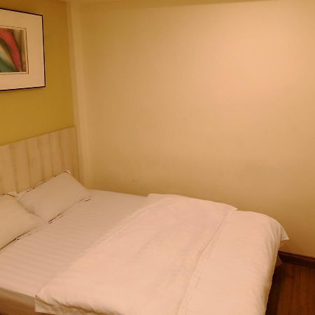 Hotel Zamburger Taman Segar - Previously Home Inn Taman Segar Kuala Lumpur Bagian luar foto
