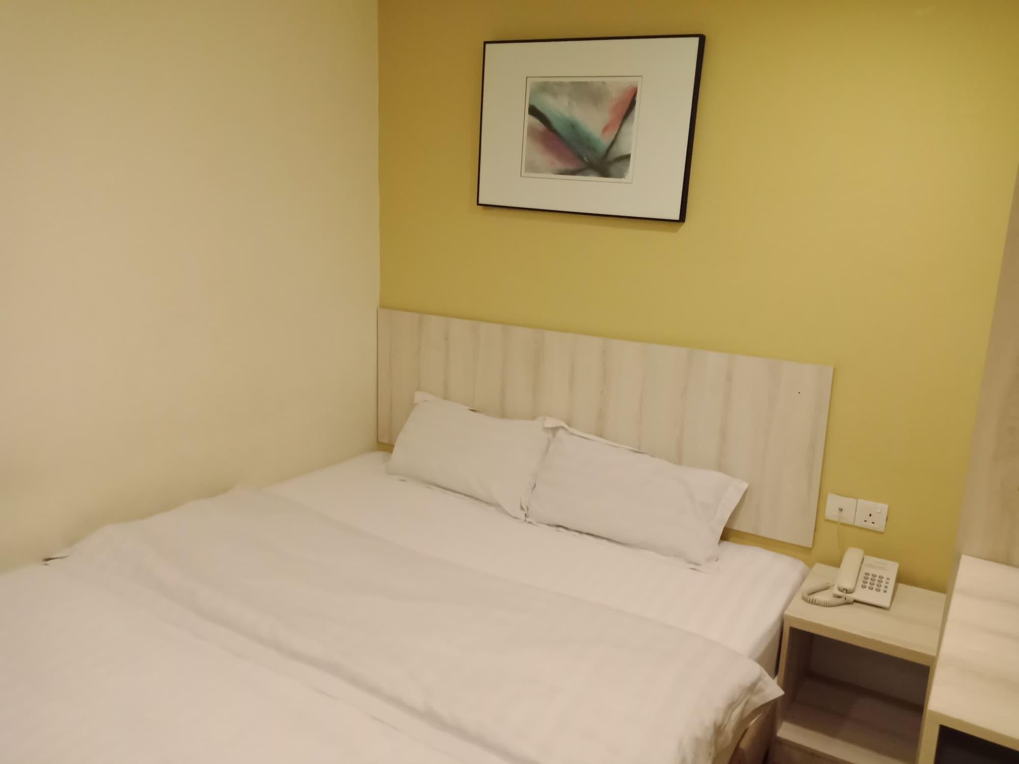 Hotel Zamburger Taman Segar - Previously Home Inn Taman Segar Kuala Lumpur Bagian luar foto