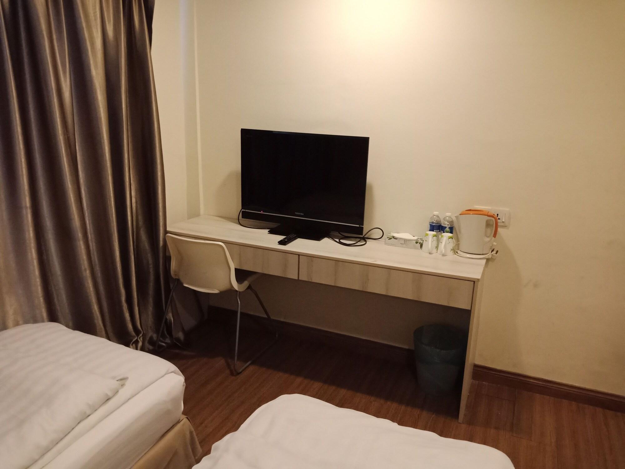 Hotel Zamburger Taman Segar - Previously Home Inn Taman Segar Kuala Lumpur Bagian luar foto