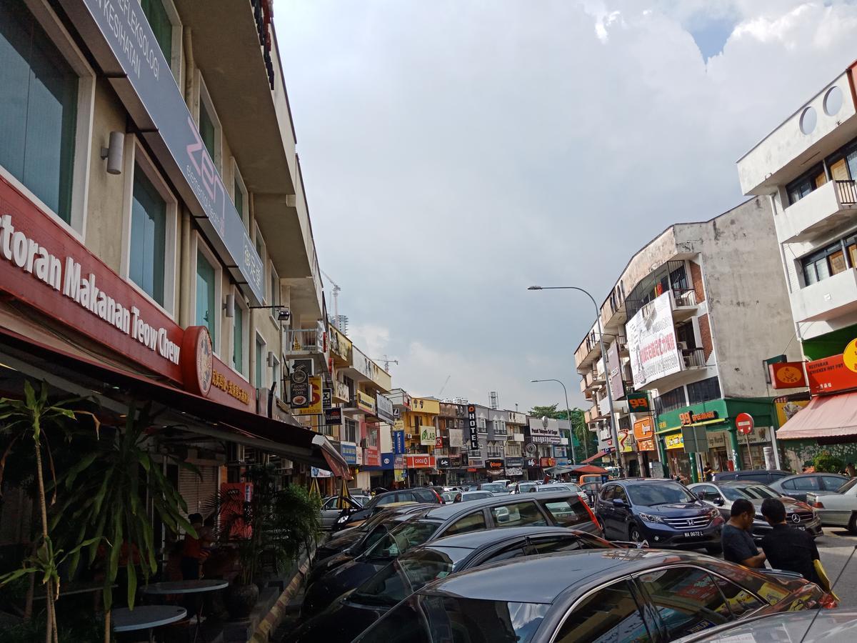 Hotel Zamburger Taman Segar - Previously Home Inn Taman Segar Kuala Lumpur Bagian luar foto