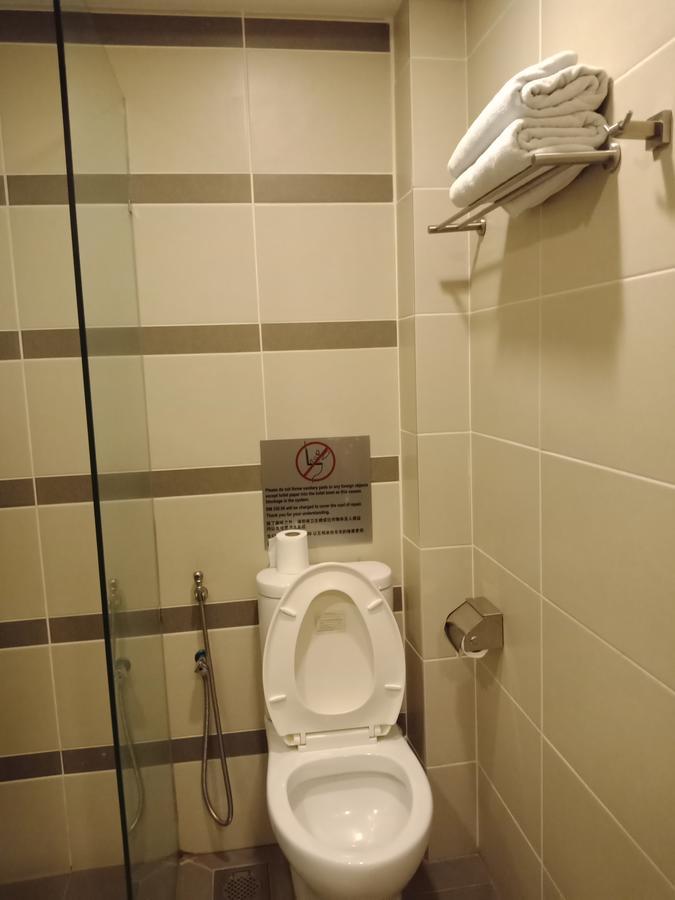 Hotel Zamburger Taman Segar - Previously Home Inn Taman Segar Kuala Lumpur Bagian luar foto